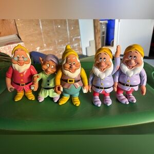 Disney Dwarf  Toy Set
